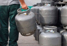 Câmara aprova projeto Gás Social, um auxílio para compra do gás de cozinha
