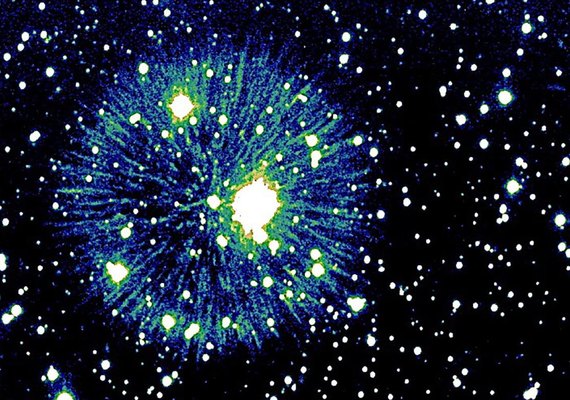 Imagem inédita revela cadeia de 'pérolas' em remanescente de supernova registrada da nebulosa Pa 30