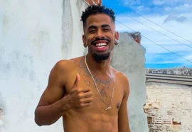 Cantor Afroito cancela vaquinha de R$ 1 milhão após onda de críticas