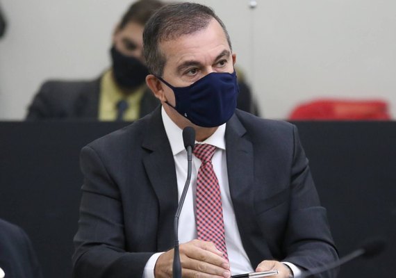 Cancelamento do Carnaval: Deputado sugere “auxílio” para trabalhadores afetados