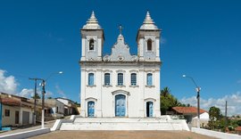 Ministro do Turismo reinaugura Igreja Matriz Nossa Senhora Mãe dos Homens