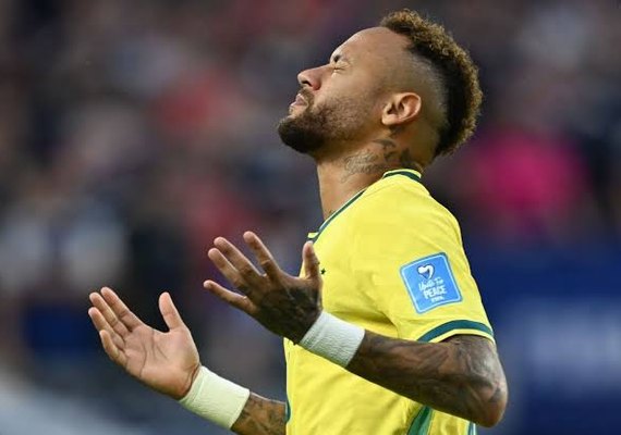 Ancelotti detalha estratégia para utilizar Neymar como arma na Copa