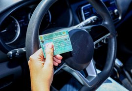 Detran Alagoas moderniza sistema e torna digital o encerramento da 1ª CNH