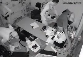 PC investiga invasão a loja de turismo na Ponta Verde