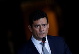 Mensagens mostram colaboração entre Moro e Deltan na Lava Jato