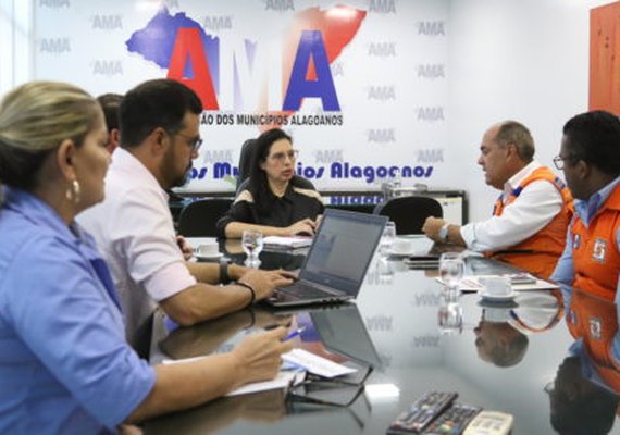 Operação Água É Vida vai beneficiar 42 municípios