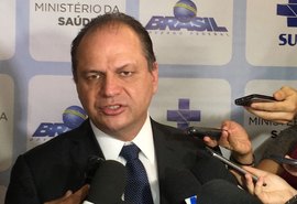 Ministério Público do DF entra com ação de improbidade contra ex-ministro da Saúde