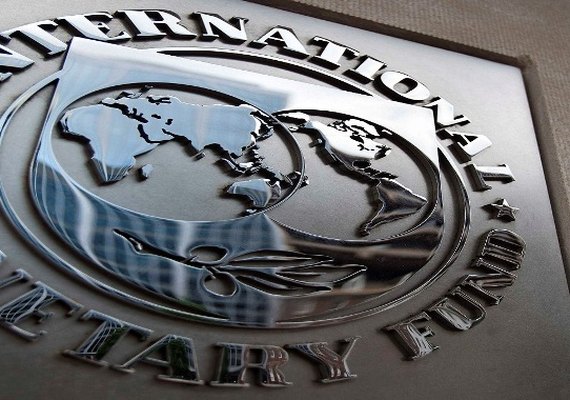 Economia mundial dá sinais favoráveis de crescimento, diz FMI