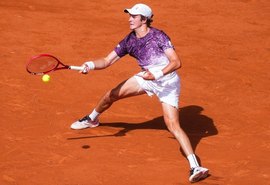 João Fonseca vence Djokovic em quase 5h e avança às oitavas de Roland Garros