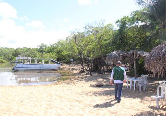 MPF processa donos de condomínio por aterro em manguezal em Marechal