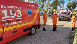 Incêndio em escola rural mobiliza Bombeiros em Barra de Santo Antônio