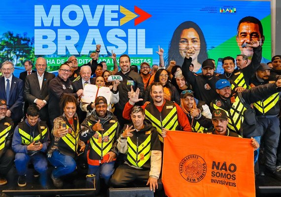 Lula lança programa de R$ 30 bilhões para motoristas de aplicativos