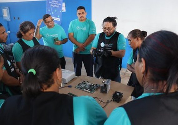 Ufal promove oficina de tecnologia para cooperativas de material reciclável