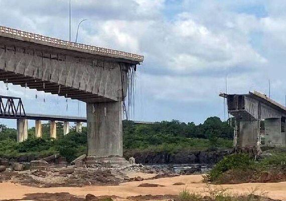 Número de mortos após queda de ponte sobe para quatro