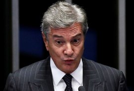 Bolsonaro tem menor base desde Collor