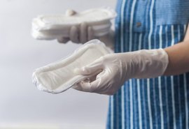 JHC veta distribuição gratuita de absorventes menstruais a mulheres de baixa renda de Maceió