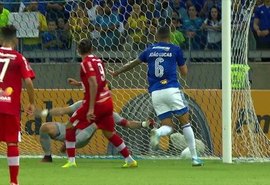 Léo Gamalho marca dois na vitória do CRB sobre o Cruzeiro e vira o goleador da Copa do Brasil