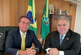 Queiroga estuda rebaixar pandemia de covid-19 para endemia no país, afirma Bolsonaro