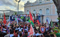 Lula leva multidão ao Centro de Maceió