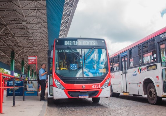 Ônibus terão operação especial em Maceió no feriado e nos domingos de dezembro