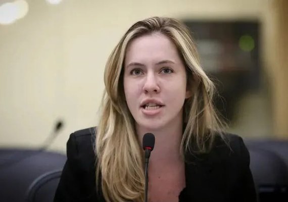 Cibele Moura orienta população a denunciar casos durante campanha