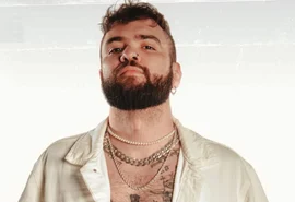 Tiago Santineli é levado à delegacia após discutir com cristãos em Belo Horizonte