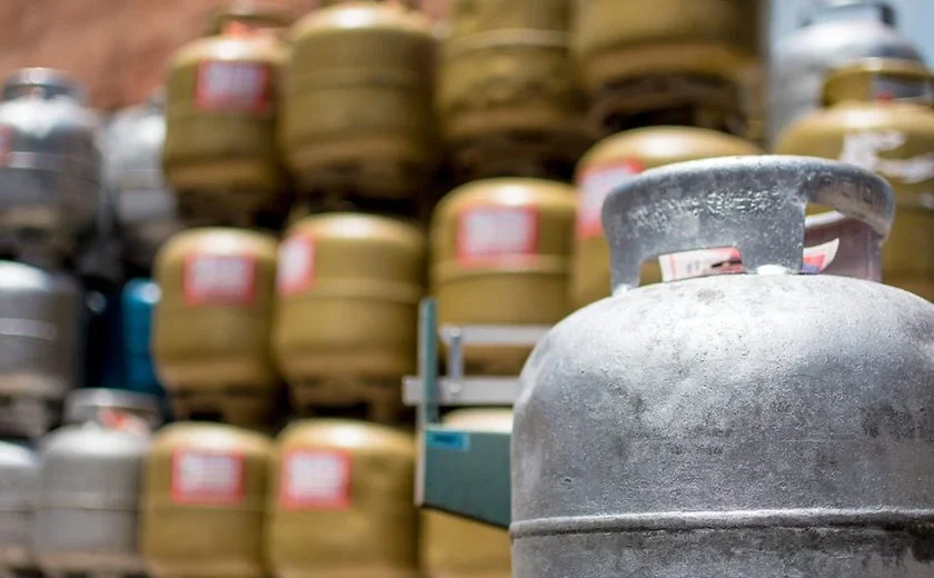 Em ação solidaria botijão de gás será vendido por 73 reais