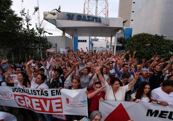Greve dos jornalistas ganha apoio da Igreja Católica