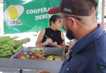 Agricultores utilizam o Canal do Sertão para gerar renda em Santana do Ipanema