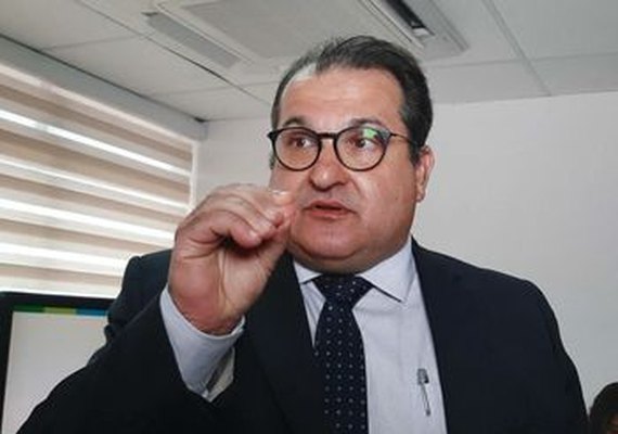 Secretário de AL critica fala de Bolsonaro sobre Brasil ´quebrado´