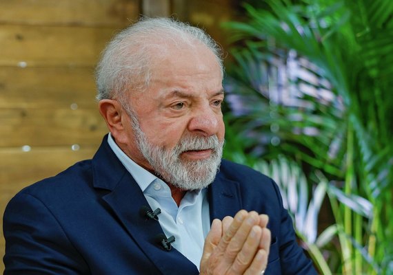 Lula celebra PEC da segurança e diz que país se prepara contra o crime