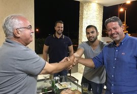 Deputado mostra provas da “traição” política de Rogério Teófilo