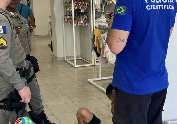 Suspeito de roubo é preso após perseguição policial no Centro de Maceió