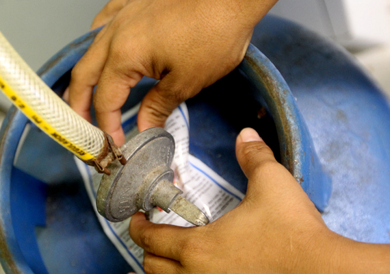 Gás de cozinha terá novo valor a partir desta terça-feira (13); confira