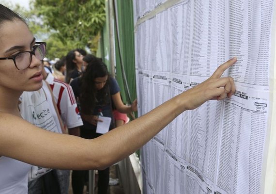 MEC oferece 140 mil vagas remanescentes do Prouni e Fies