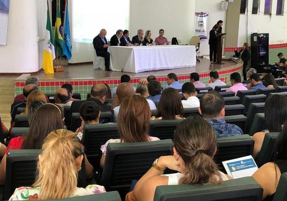 Palmeira dos Índios sediou mais uma etapa da Jornada Itinerante de Formação e Aperfeiçoamento