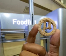 Cientistas transformam plástico em ingredientes para produzir biscoitos
