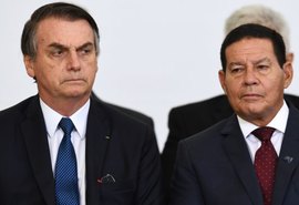 Bolsonaro veta Mourão, que não participa de reunião ministerial