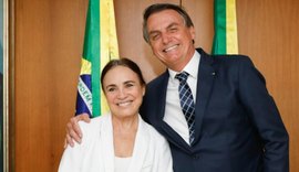 Bolsonaro apoia pressão de aliados para que Regina Duarte deixe o cargo
