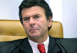 Militares não podem intervir em outros poderes, diz Liminar do STF