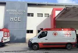 Homem é esfaqueado após discussão em estacionamento de supermercado