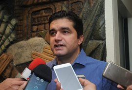 Rui Palmeira participa de reunião da Frente Nacional dos Prefeitos