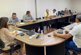Representantes do setor cooperativista de Alagoas discutem estratégias com a Sedetur