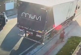 Vídeo: mais de R$ 30 mil são roubados de uma distribuidora de bebidas em Maceió