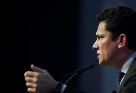 Moro se afasta em média 2 dias por mês, mas recebe salário integral