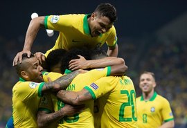 Brasil vence Paraguai e se classifica para semifinais