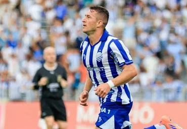 CSA informa que Ronaldo Mendes fará exames após sentir o joelho em clássico