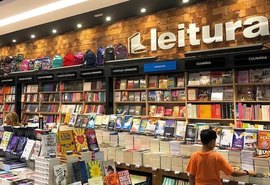 Mulher furta livro em shopping de Maceió e polícia é acionada para prendê-la
