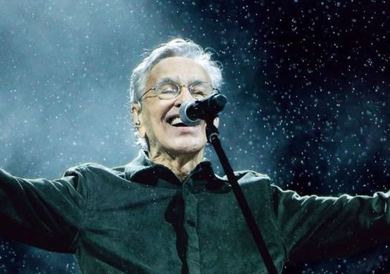 Caetano Veloso vence processo após ser chamado de “pedófilo” e “estuprador”