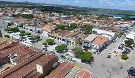 Homem acusado de tentar matar a tia é preso em matagal em Craíbas